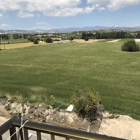 By The Beach Apartman